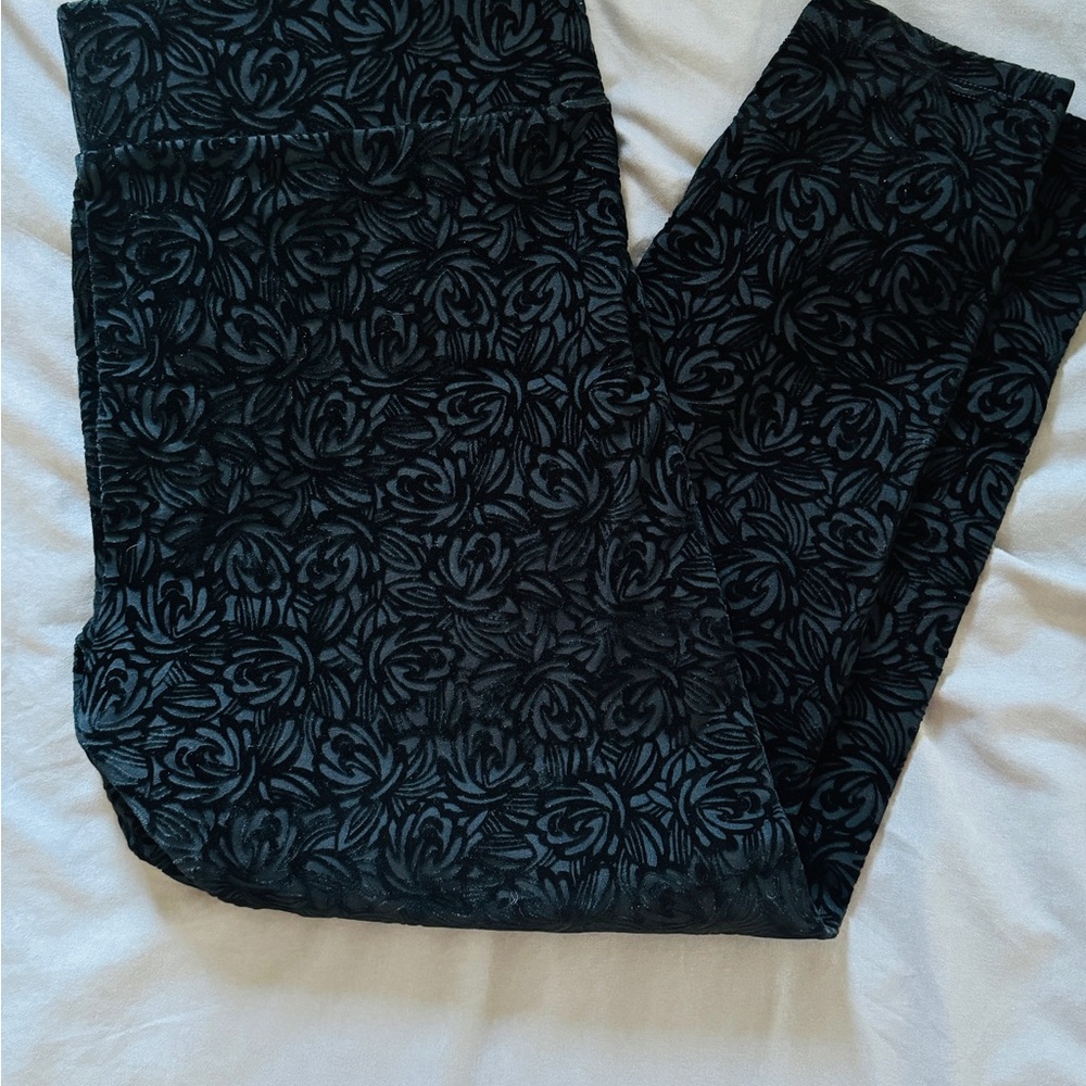 Black Patterned Leggings